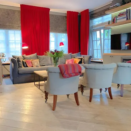 63 - Luxurious Town With Big Garden In Old Knokke-Heist