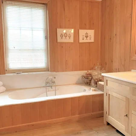 Villa 63 - Luxurious Town With Big Garden In Old Knokke-Heist